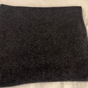 Aritzia Charcoal Gray Cashmere Scarf (no tags)